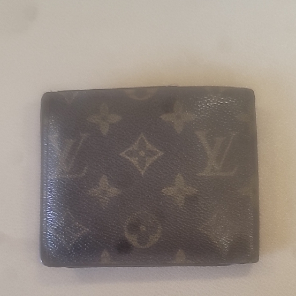 Louis Vuitton Gray Monogram Wallet